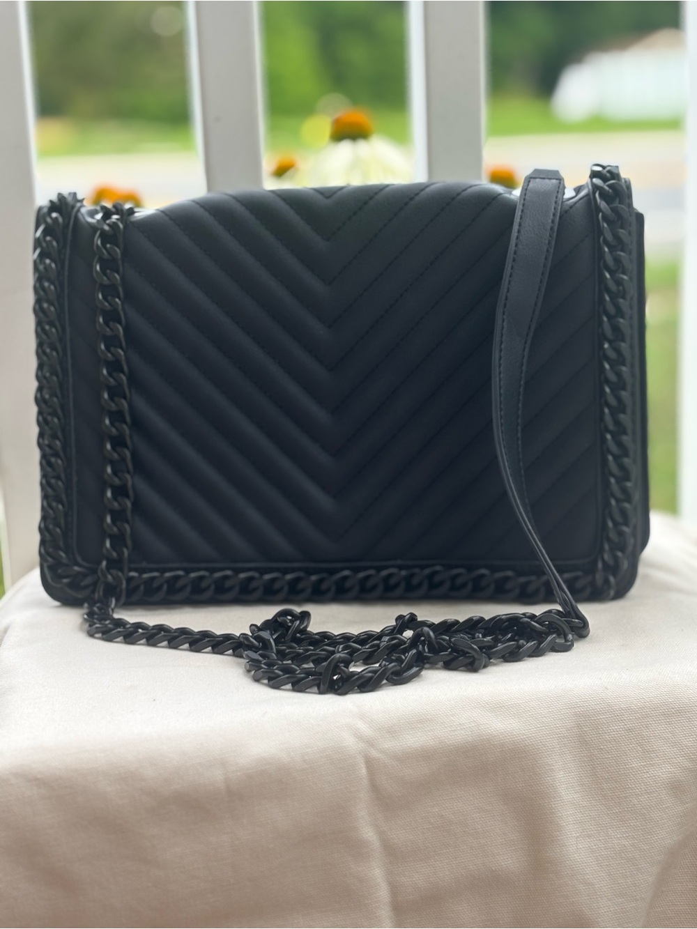 ALDO Greenwald Black Quilted Chevron Chain Crossbody Shoulder Bag